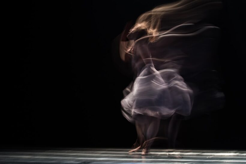 Photo Nightbirde performing